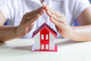 Casa en Florida asegurada contra huracanes y daños de viento
